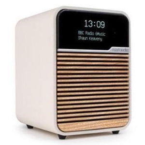 Ruark | R1 Mk4 Deluxe Bluetooth Radio | Australia Hi Fi3